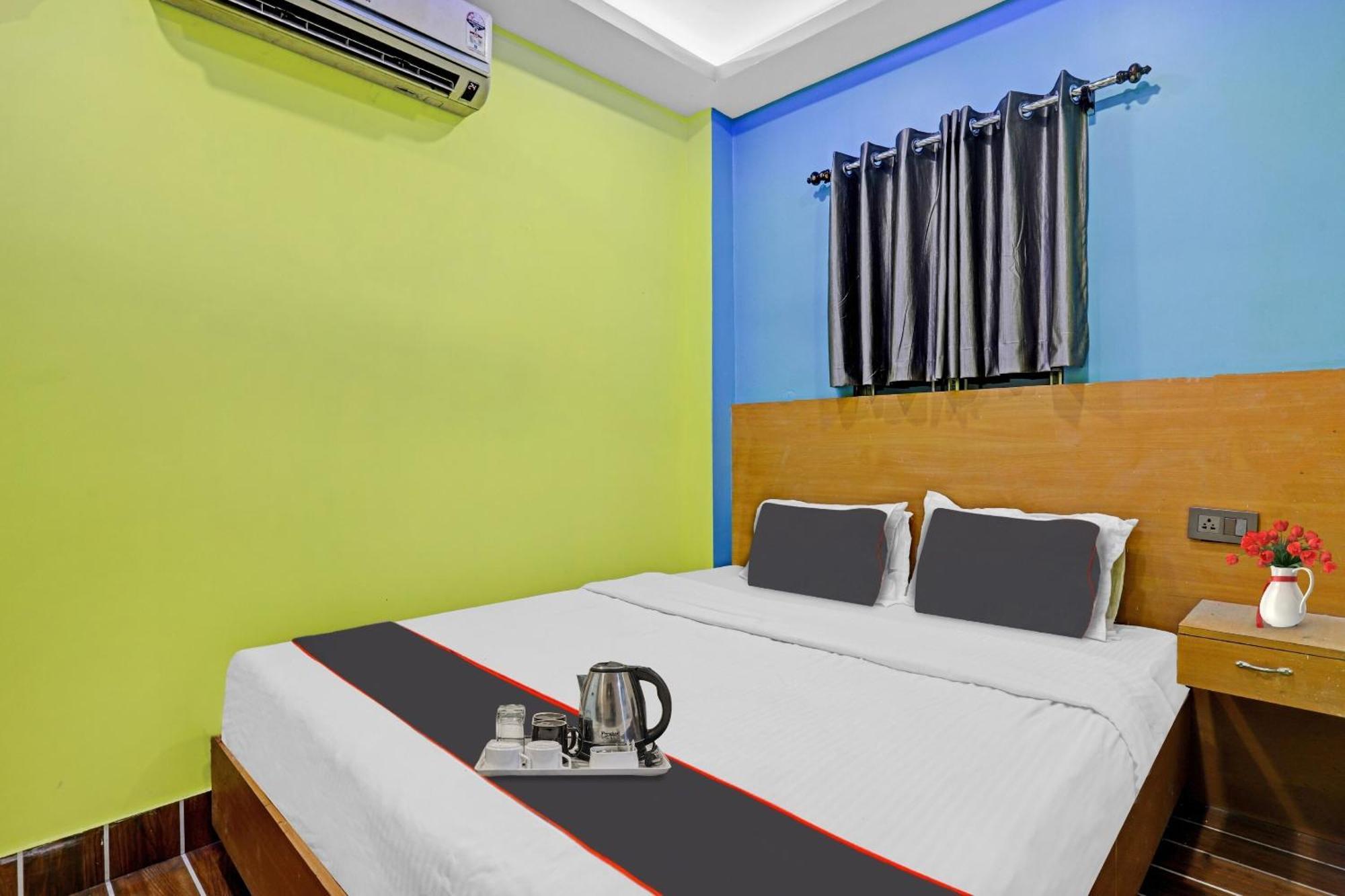 Hotel O Garchuk Market Formerly Trendz Stay Guwahati Exteriör bild